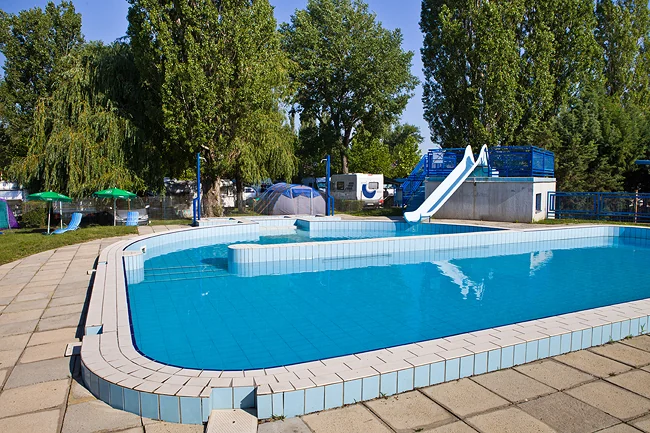 Pool im Eldorado